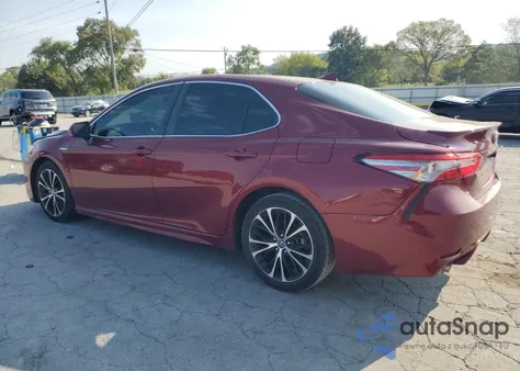 2018 Toyota Camry Hybrid z USA, uszkodzony, nr VIN 4T1B21HK6JU501172